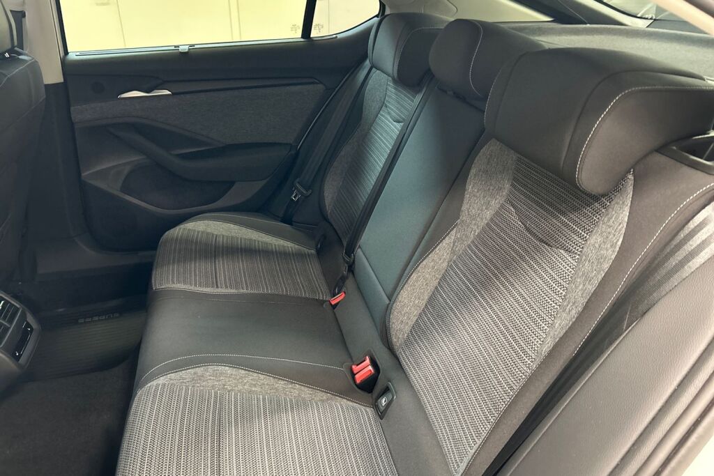 SKODA SUPERB 2025 1.5 TSI eTEC Style DSG Autom.