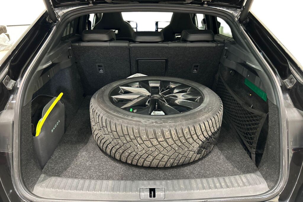 Skoda Enyaq 2024 Coupe 85x 4x4 RS BusinessLine