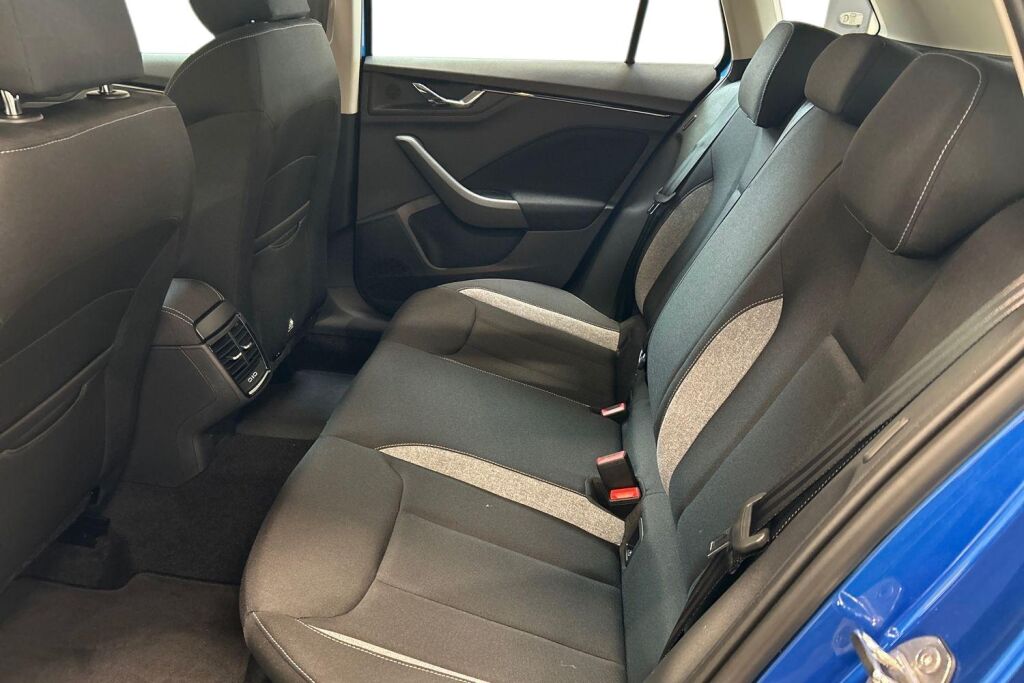 Skoda Kamiq 2025 1.0 TSI 116 Selection DSG Autom. 25