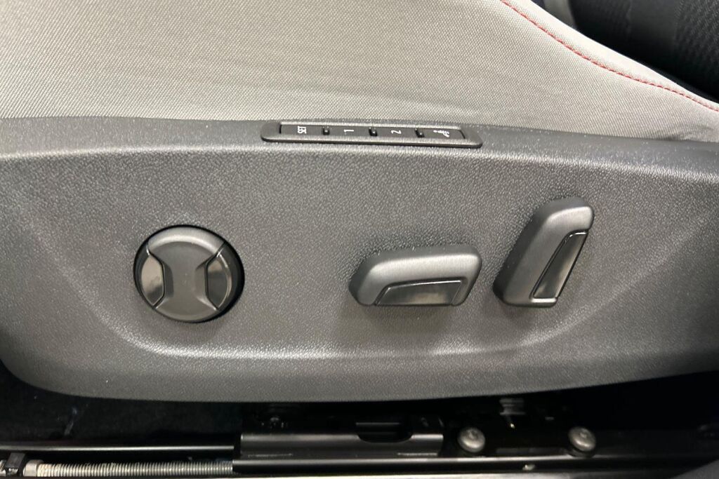 Skoda Enyaq 2026 85x 4x4 Style