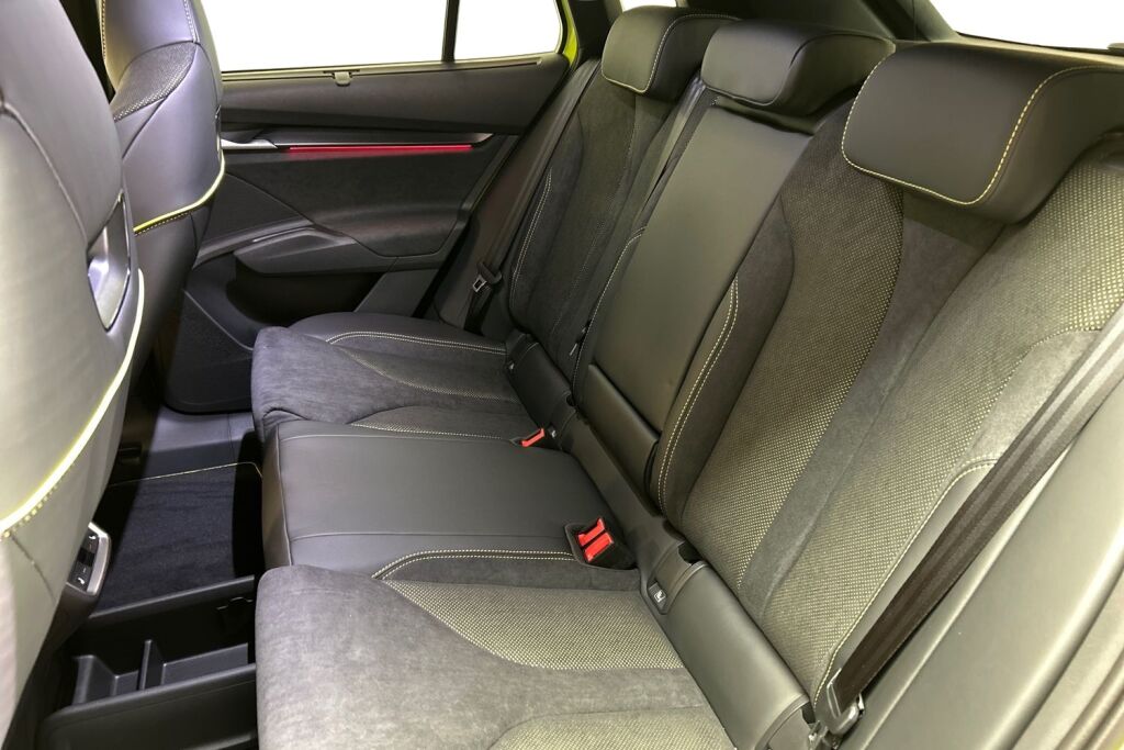 Skoda Elroq 2025 85x 4x4 RS