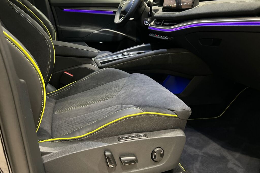 Skoda Elroq 2025 85x 4x4 RS