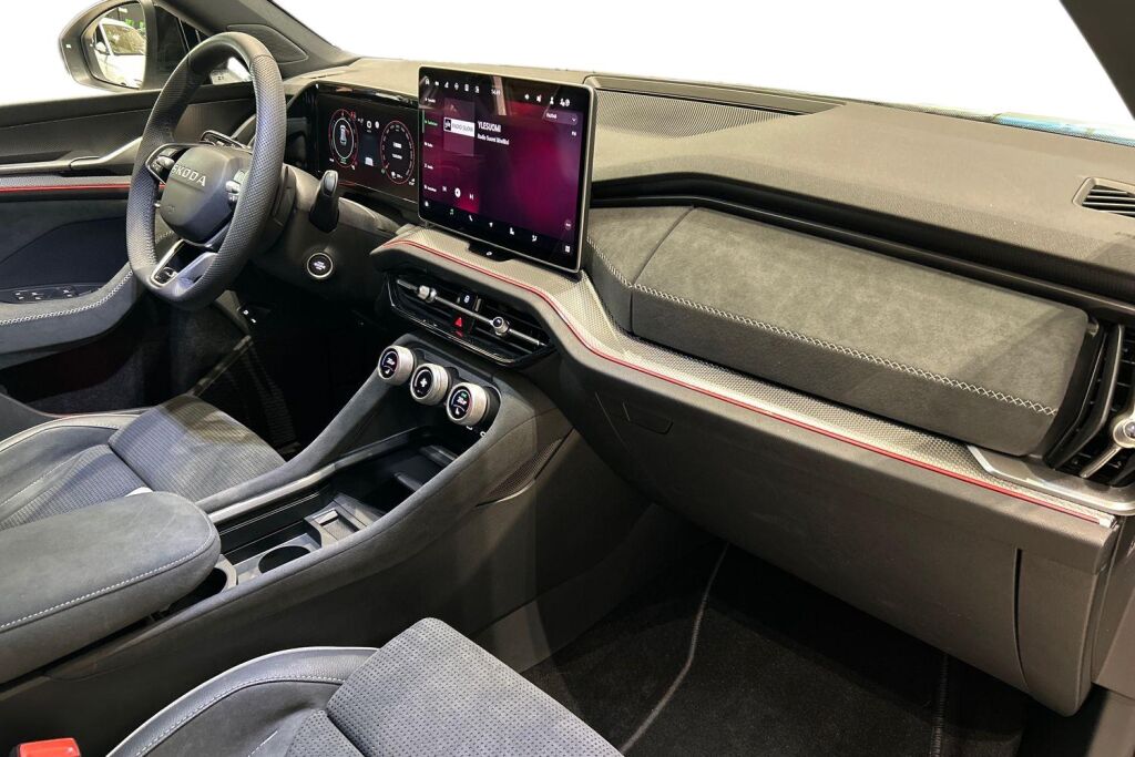 Skoda Kodiaq 2025 1.5 TSI PHEV SportLine Explore DSG Autom.
