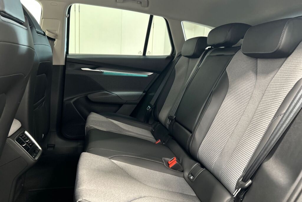 Skoda Enyaq 2027 60 Selection