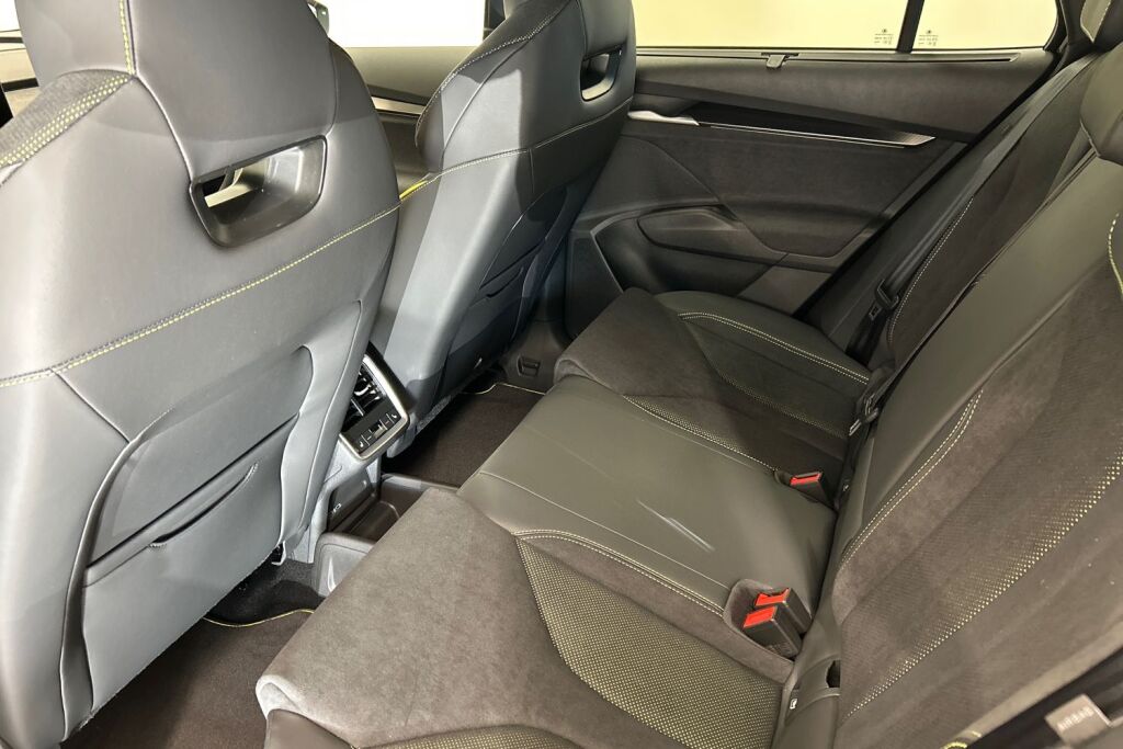 Skoda Elroq 2027 85x 4x4 RS