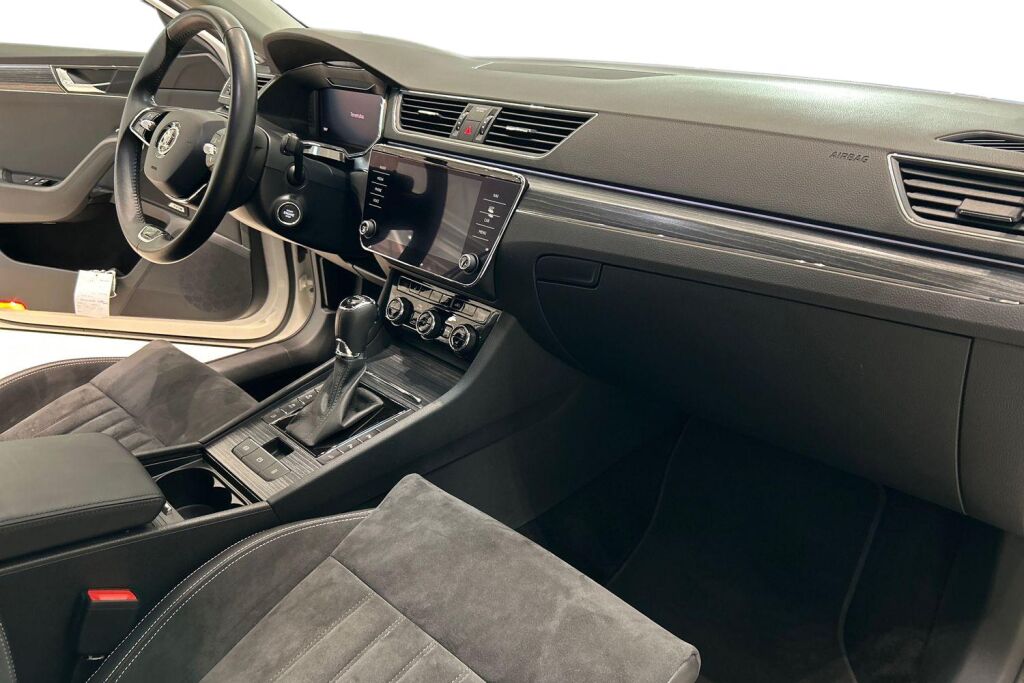 SKODA SUPERB 2021 1,4 TSI PHEV Style iV DSG Autom.