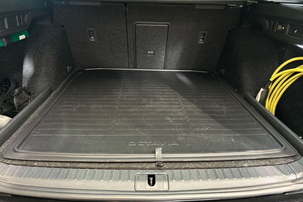 Skoda Octavia 2021 Combi 1,4 TSI PHEV Style iV DSG Autom.