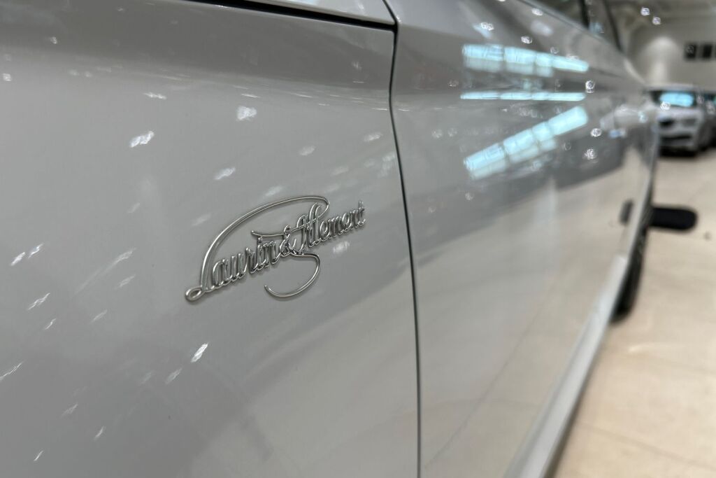 Skoda Superb 2018 2,0 TSI 220 L&K BusinessLine DSG Autom.