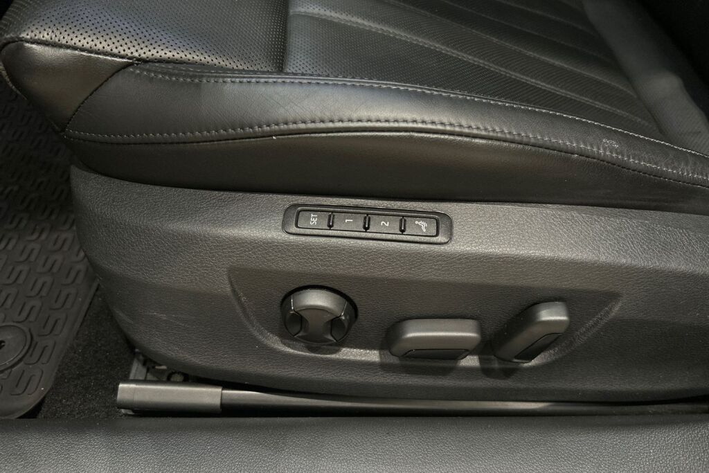 Skoda Superb 2018 2,0 TSI 220 L&K BusinessLine DSG Autom.
