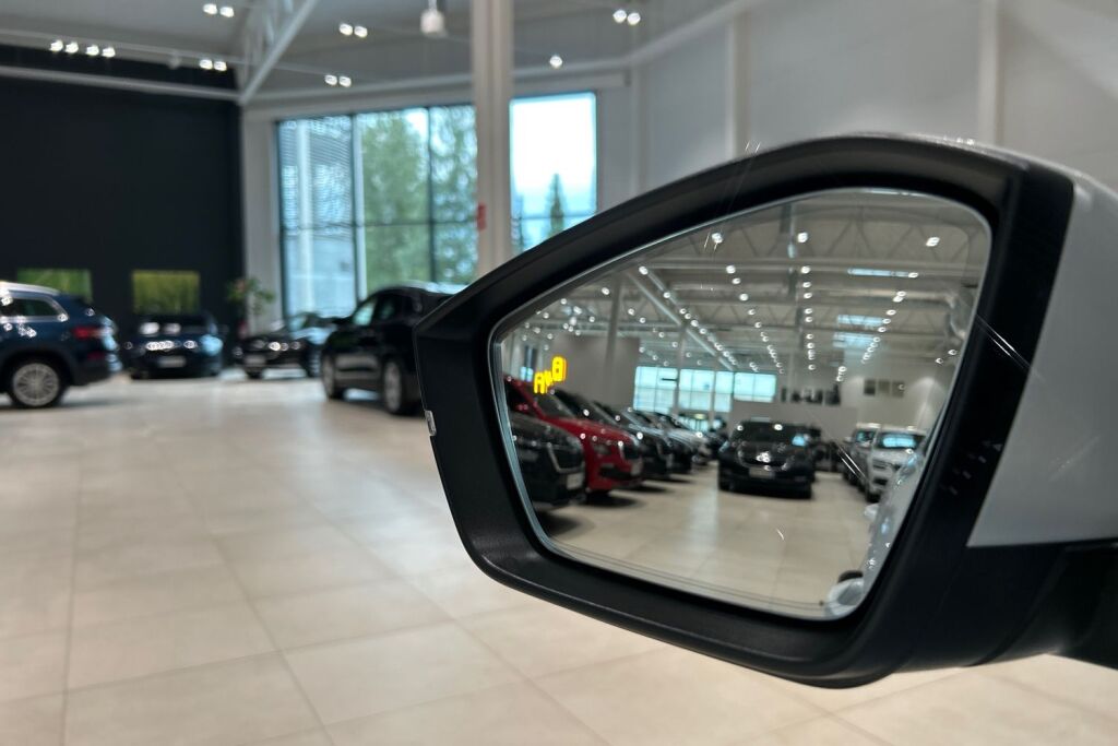 Skoda Superb 2018 2,0 TSI 220 L&K BusinessLine DSG Autom.