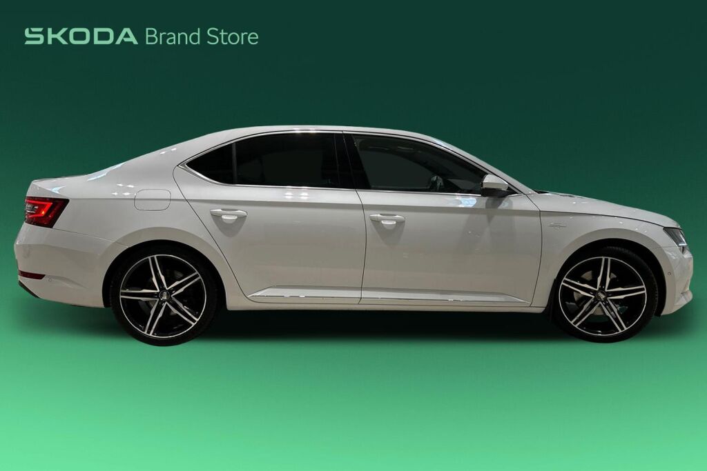 Skoda Superb 2018 2,0 TSI 220 L&K BusinessLine DSG Autom.