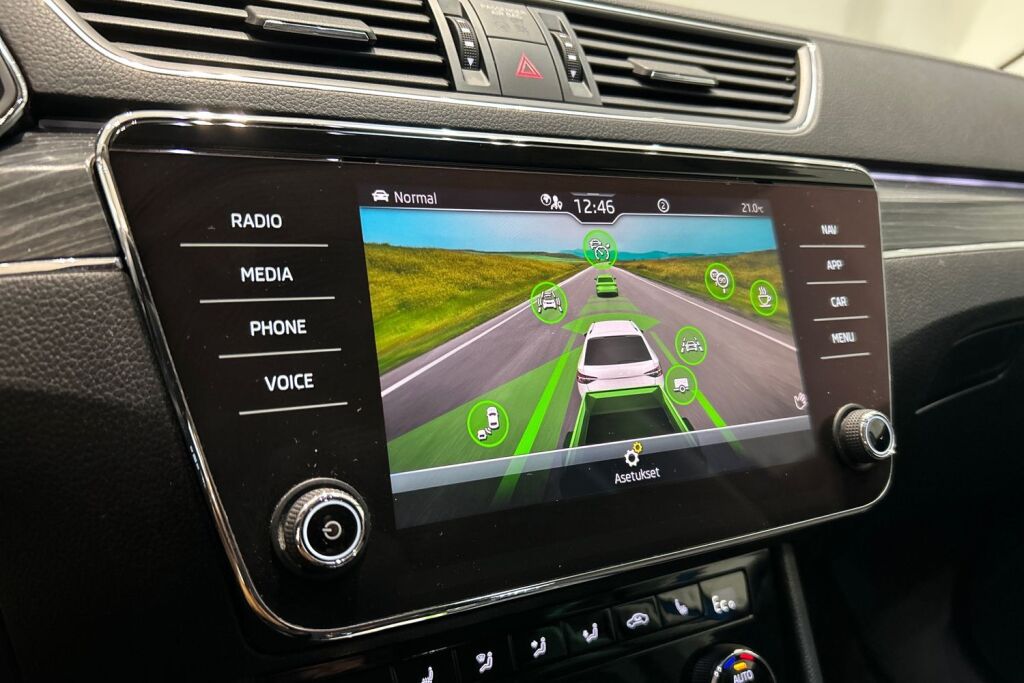 SKODA Superb 2020 Combi 1,4 TSI PHEV Style iV DSG Autom.