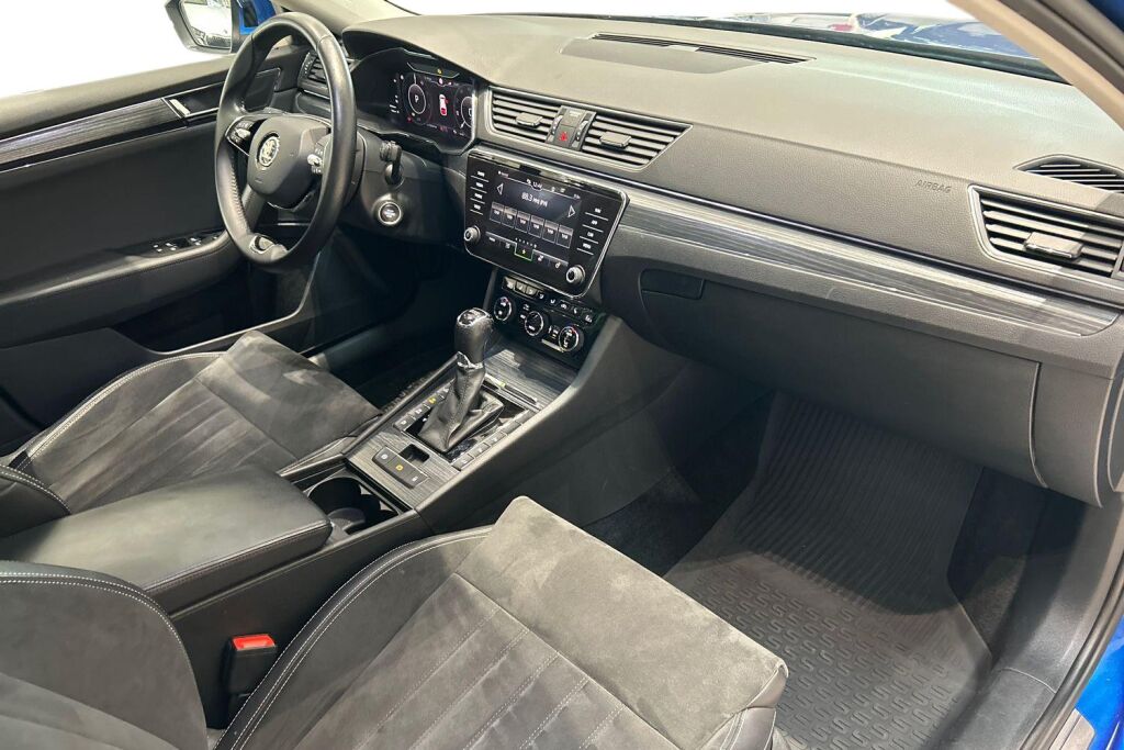 SKODA Superb 2020 Combi 1,4 TSI PHEV Style iV DSG Autom.