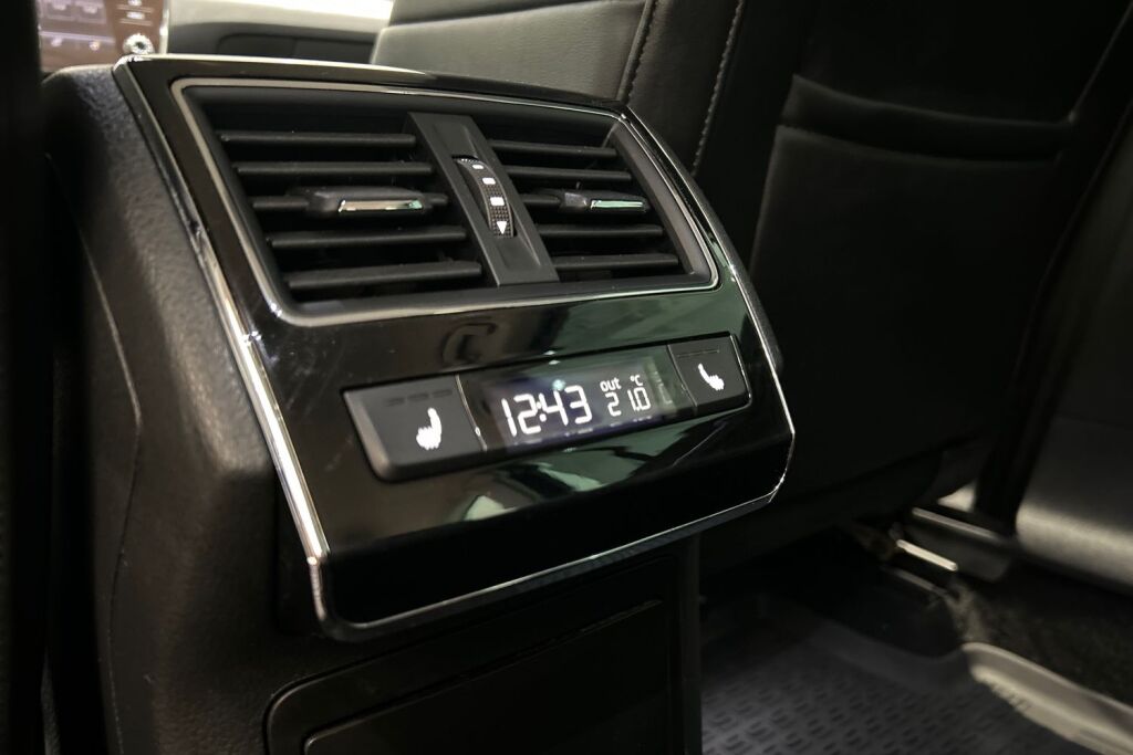 SKODA Superb 2020 Combi 1,4 TSI PHEV Style iV DSG Autom.