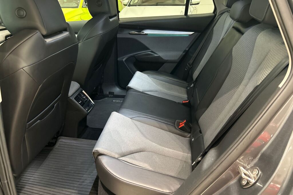 Skoda Enyaq 2022 80x 4x4 iV