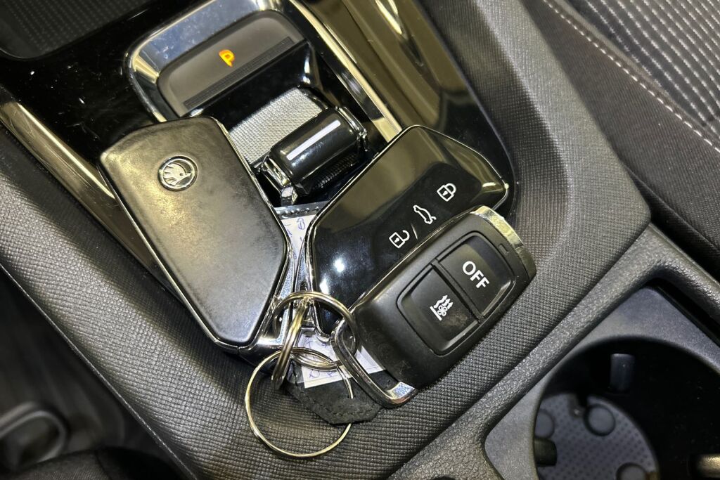 SKODA OCTAVIA 2022 Combi 2.0 TDI 150 Ambition Nordic Edition DSG Autom.