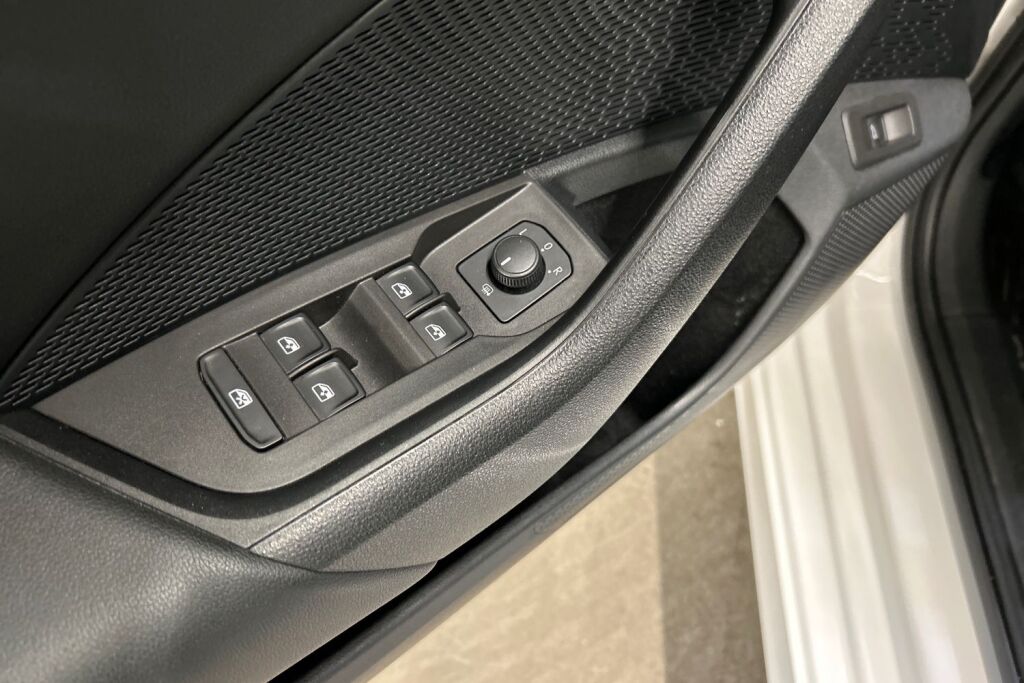 SKODA OCTAVIA 2022 Combi 2.0 TDI 150 Ambition Nordic Edition DSG Autom.