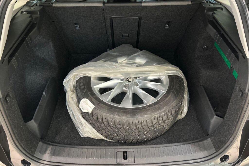 Skoda Enyaq 2023 80 iV