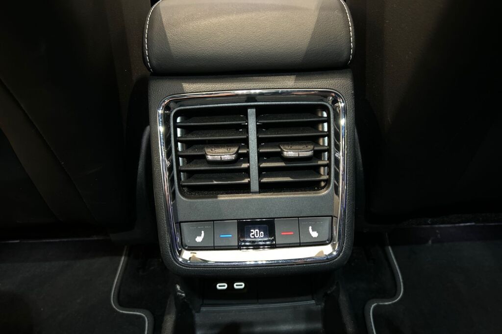 Skoda Enyaq 2023 80x 4x4 SportLine iV