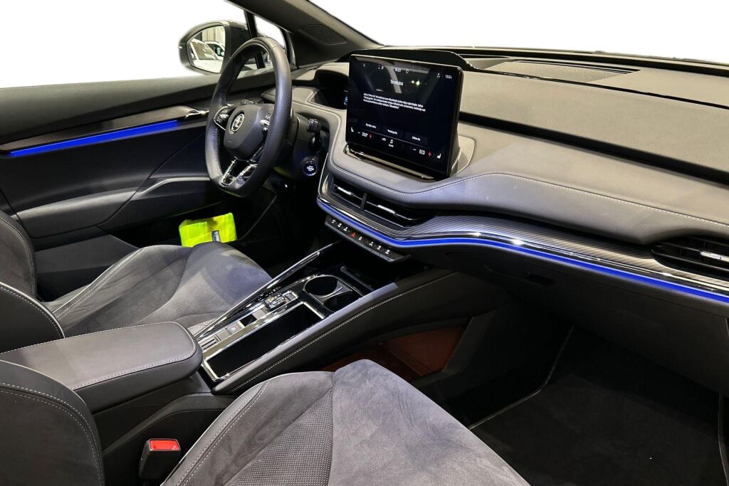 Skoda Enyaq 2023 80x 4x4 SportLine iV