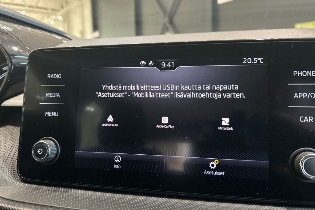 Skoda Fabia 2023 1.0 TSI 95 Ambition