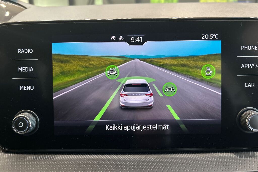 Skoda Fabia 2023 1.0 TSI 95 Ambition