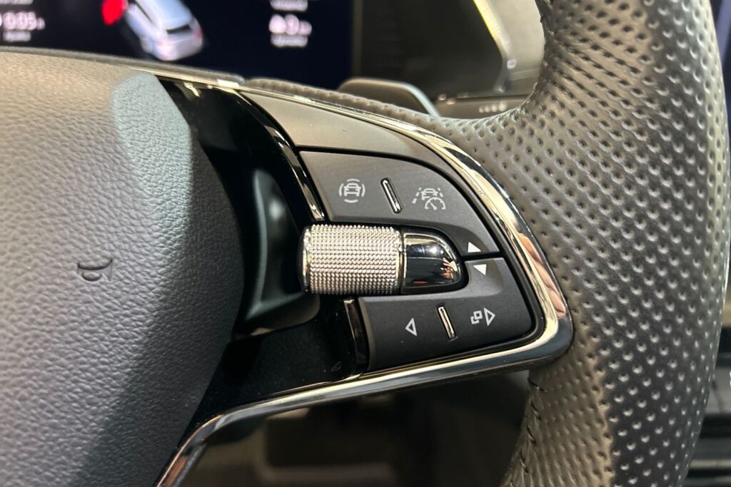 SKODA Octavia 2023 Combi 1.4 TSI PHEV Style iV DSG Autom.