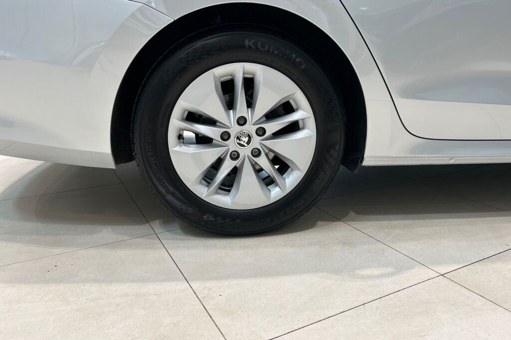Skoda Octavia 2025 1.0 TSI Ambition eTEC DSG Autom.