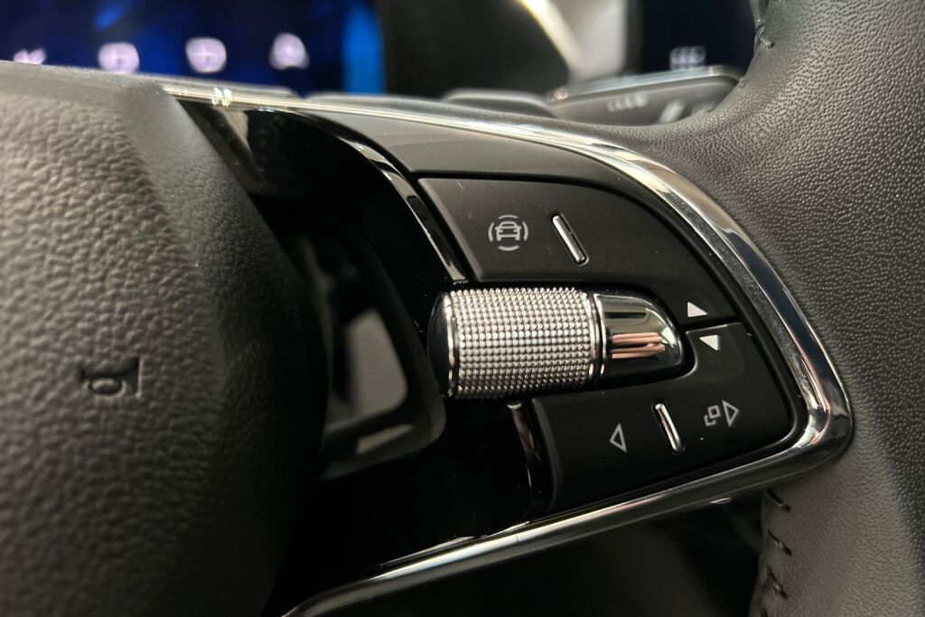 Skoda Octavia 2025 1.0 TSI Ambition eTEC DSG Autom.