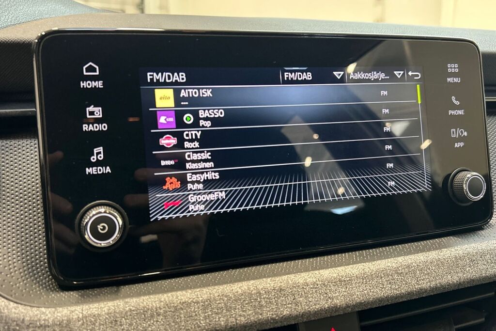 Skoda Kamiq 2024 1.0 TSI 116 Selection DSG Autom.