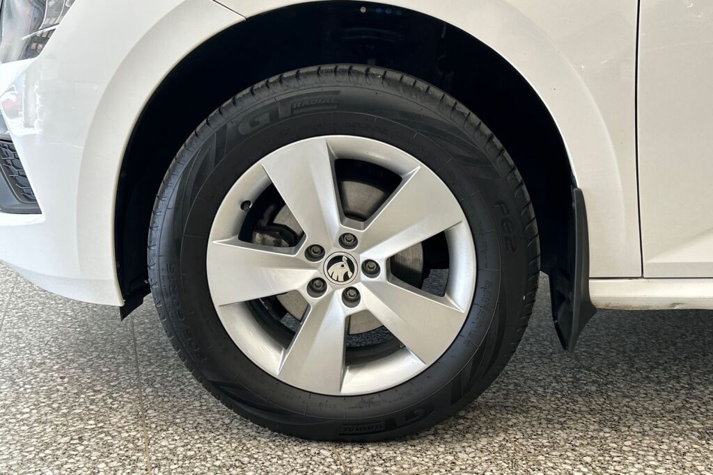 Skoda Kamiq 2024 1.0 TSI 116 Selection DSG Autom.