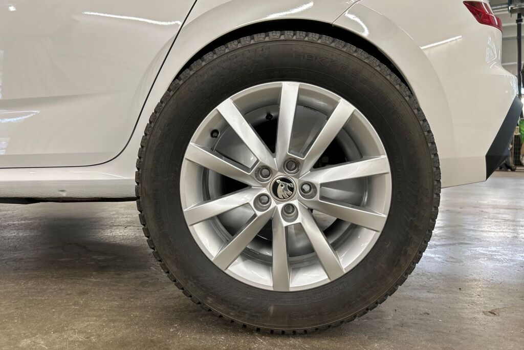 SKODA Kamiq 2024 1.0 TSI 116 Selection DSG Autom.