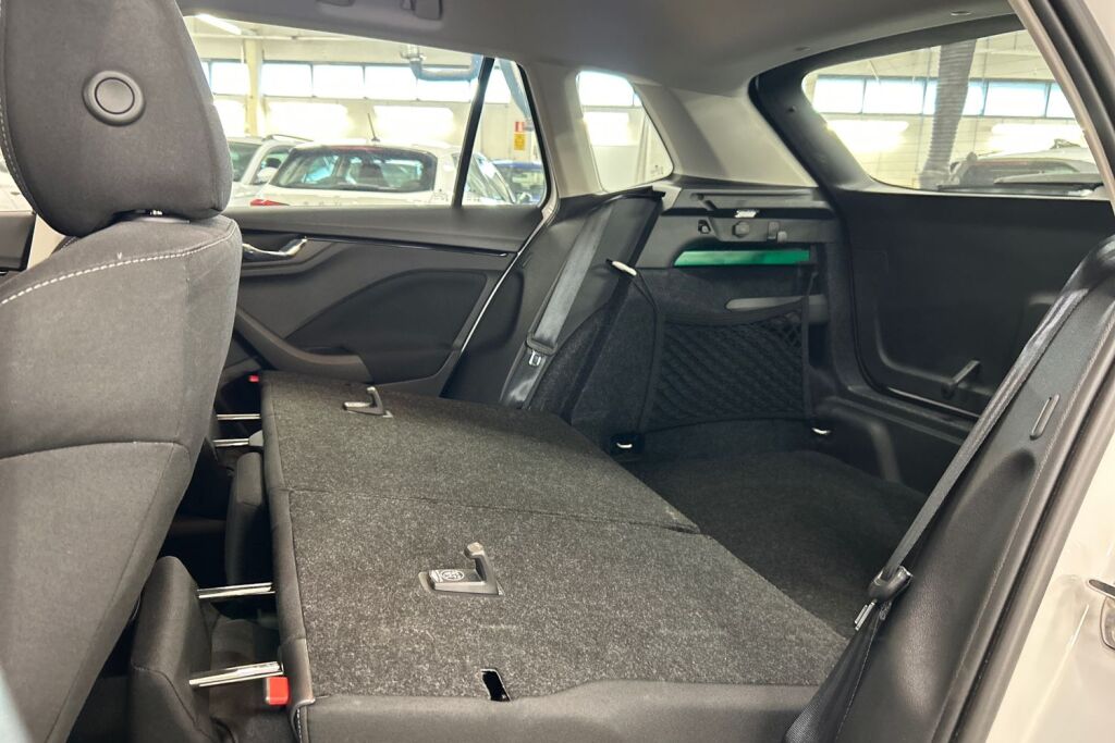 SKODA Kamiq 2024 1.0 TSI 116 Selection DSG Autom.