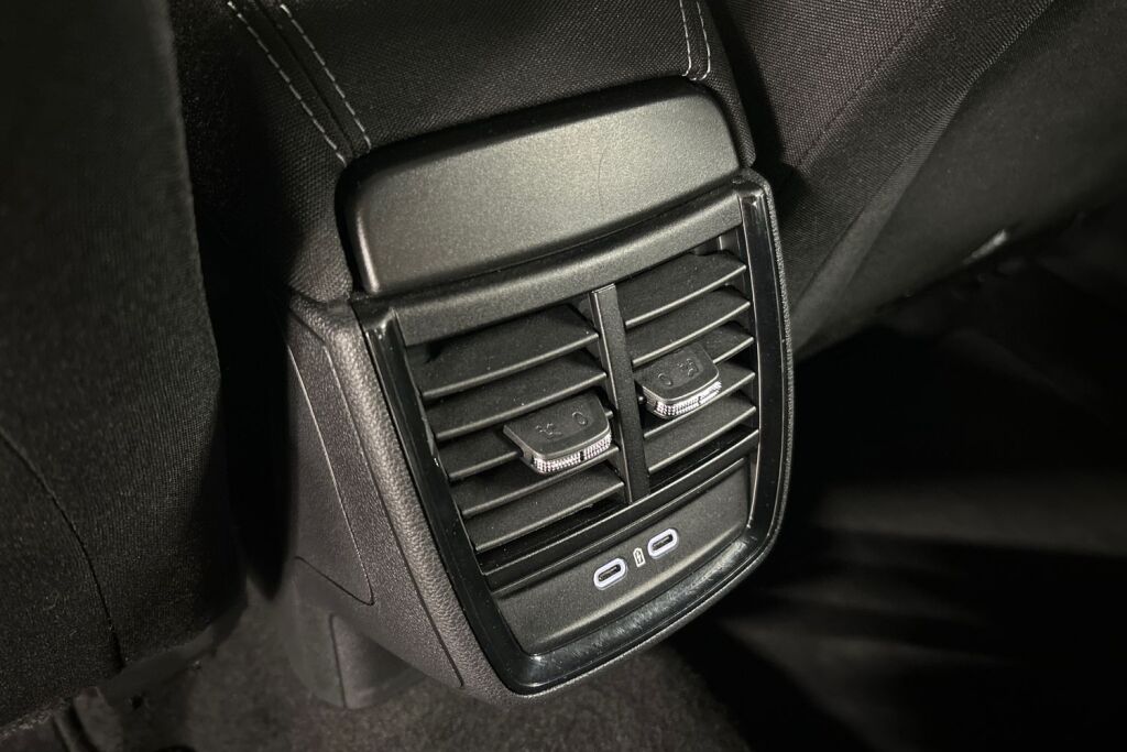 Skoda Kamiq 2024 1.0 TSI 116 Selection DSG Autom.