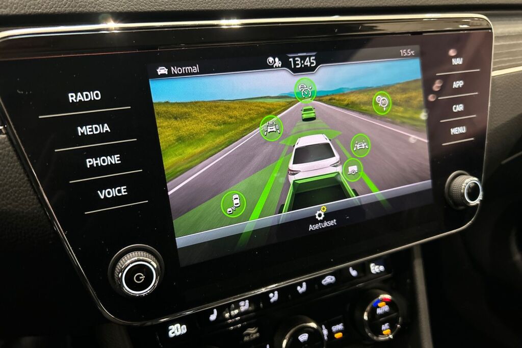 Skoda Superb 2021 Combi 1,4 TSI PHEV Style iV DSG Autom.