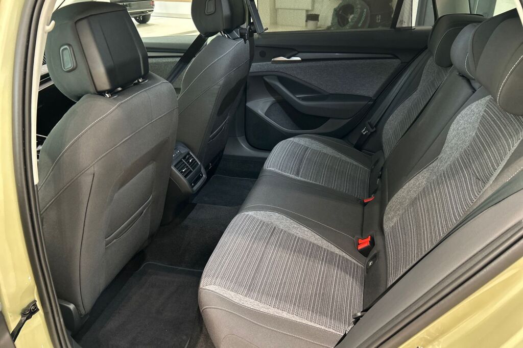 Skoda Superb 2024 Combi 1.5 TSI PHEV Style DSG Autom.