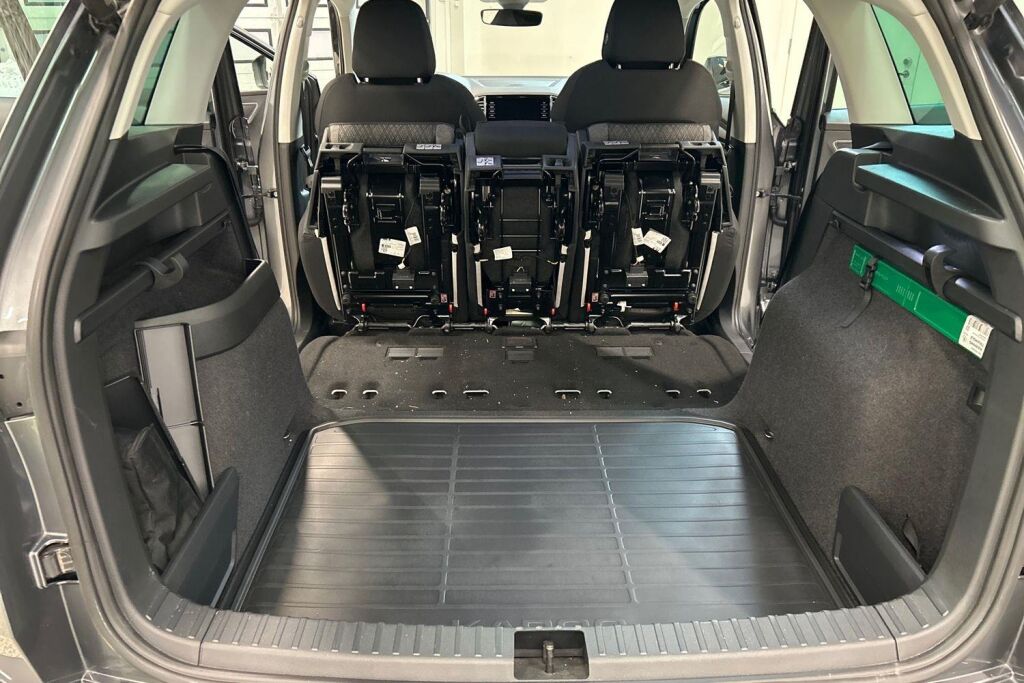 Skoda Karoq 2024 2,0 TDI 150 4x4 Style DSG Autom.