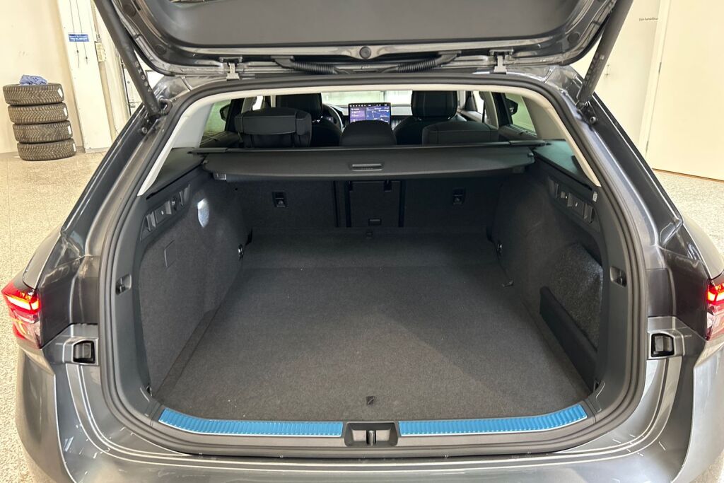 Skoda Superb 2025 Combi 1.5 TSI PHEV Style DSG Autom.