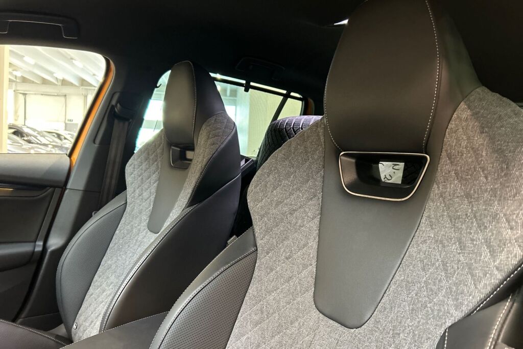 Skoda Octavia 2024 Combi 1.5 TSI 150hv SportLine eTEC DSG Autom.