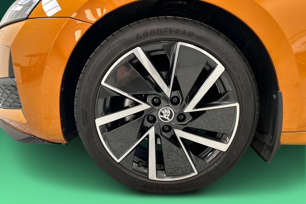 Skoda Octavia 2024 Combi 1.5 TSI 150hv SportLine eTEC DSG Autom.