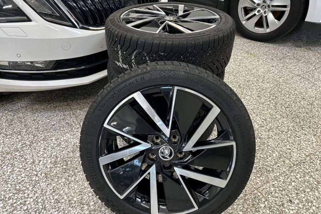 Skoda Octavia 2024 Combi 1.5 TSI 150 SportLine eTEC DSG Autom.