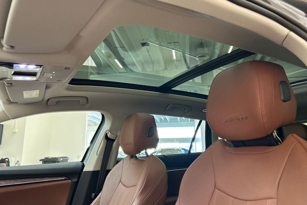 Skoda Superb 2025 Combi 1.5 TSI PHEV L&K Explore DSG Autom.