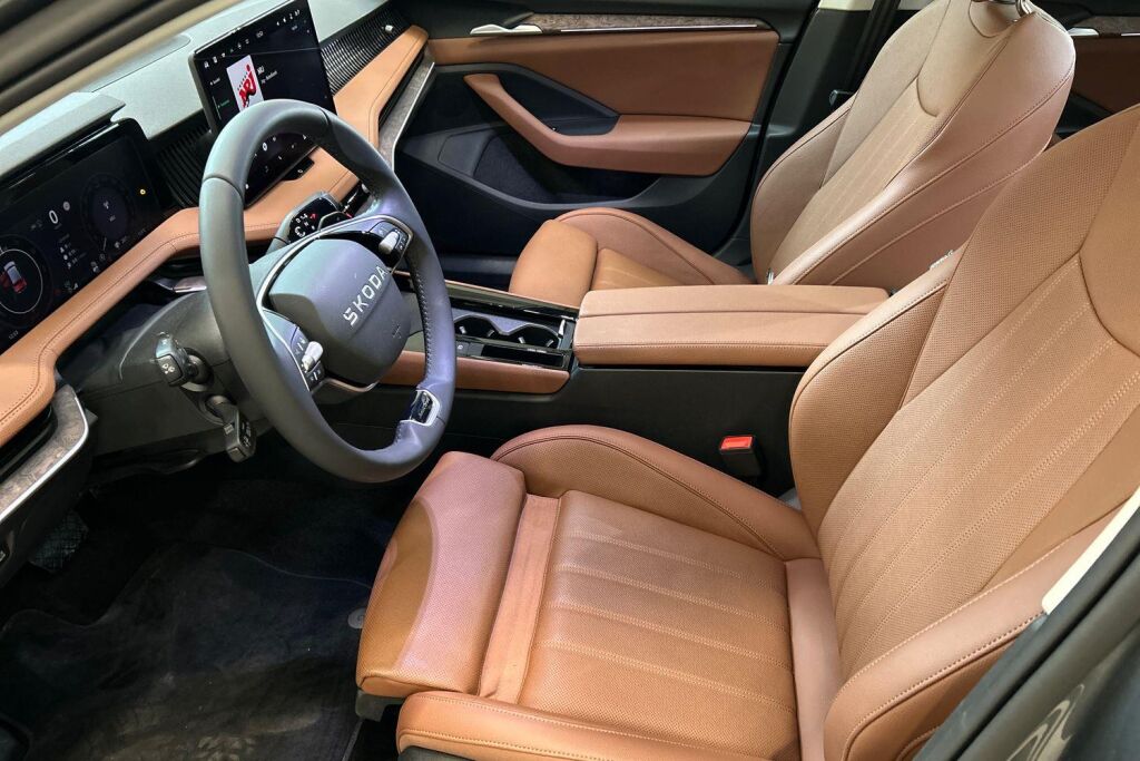 Skoda Superb 2025 Combi 1.5 TSI PHEV L&K Explore DSG Autom.