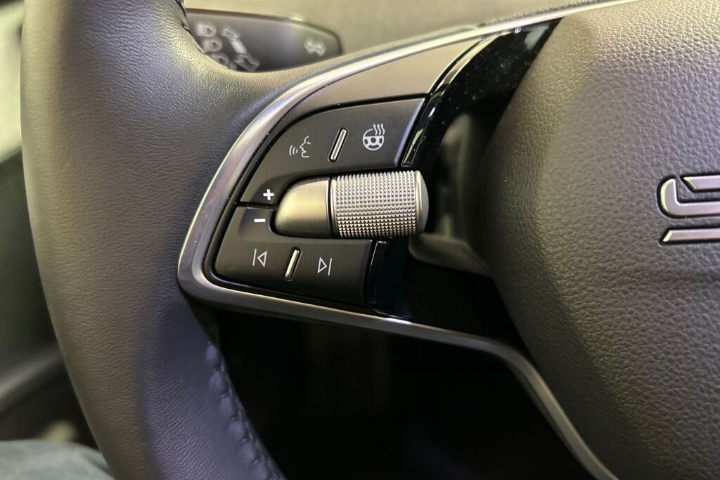 Skoda Enyaq 2026 Coupé 85x 4x4 Style