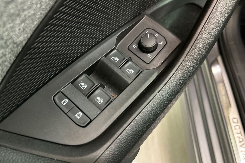 Skoda Octavia 2025 1.5 TSI 116 Style eTEC DSG Autom.