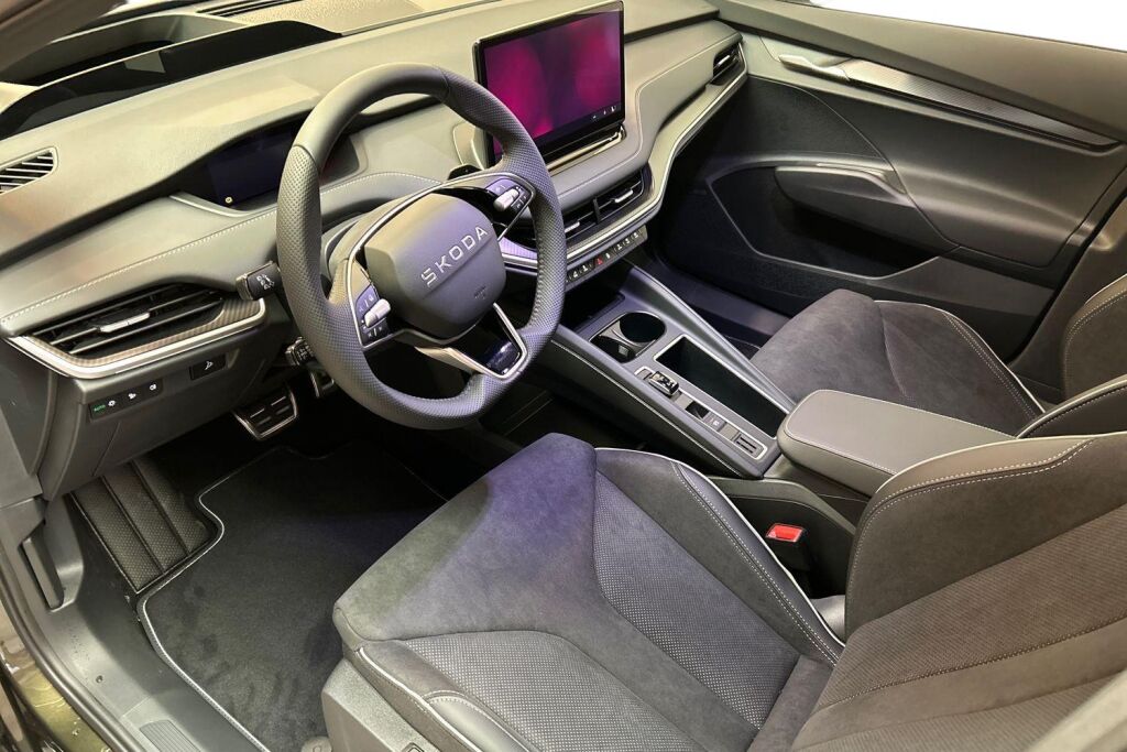 Skoda Enyaq 2026 Coupé 85x 4x4 SportLine