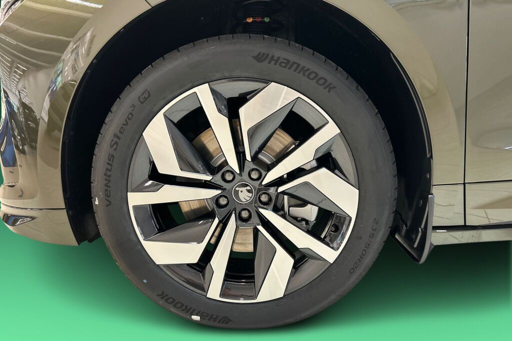 Skoda Enyaq 2026 Coupé 85x 4x4 SportLine