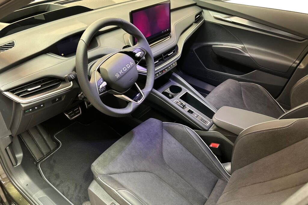 Skoda Enyaq 2026 Coupé 85x 4x4 SportLine