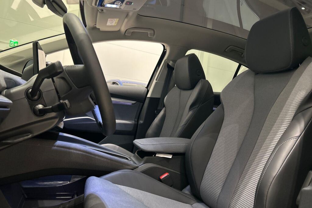 Skoda Enyaq 2025 Coupé 60 Selection
