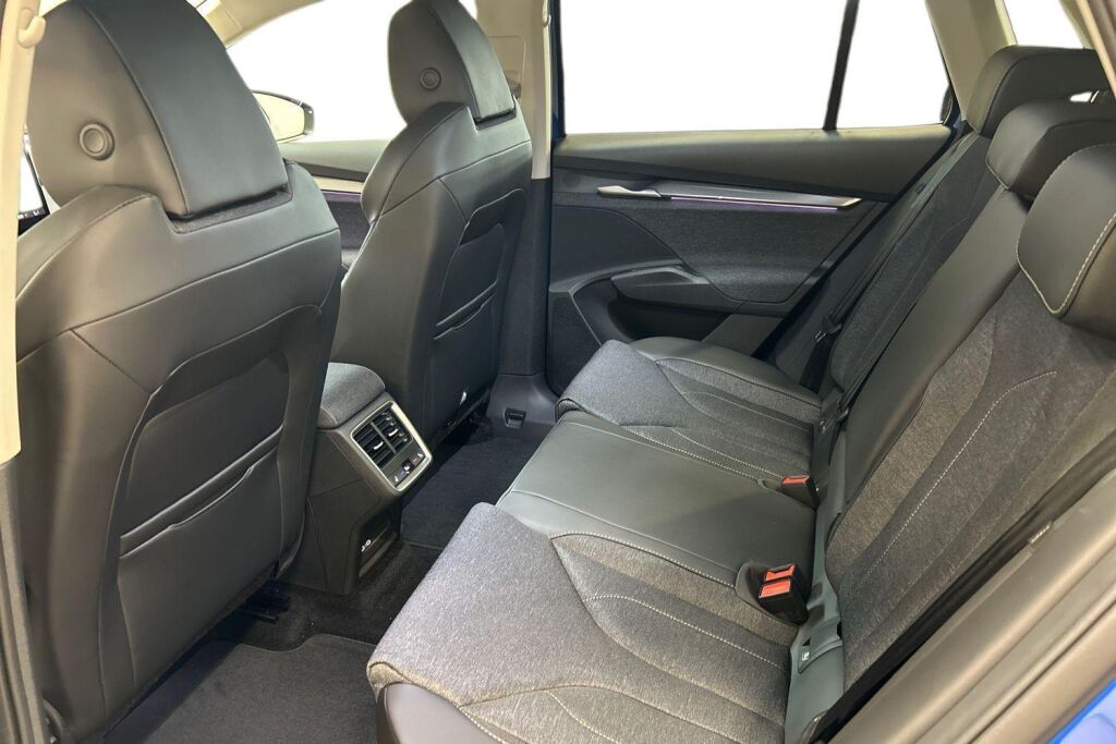 Skoda Elroq 2026 ELROQ 50 Viistoperä (AB) 5ov A